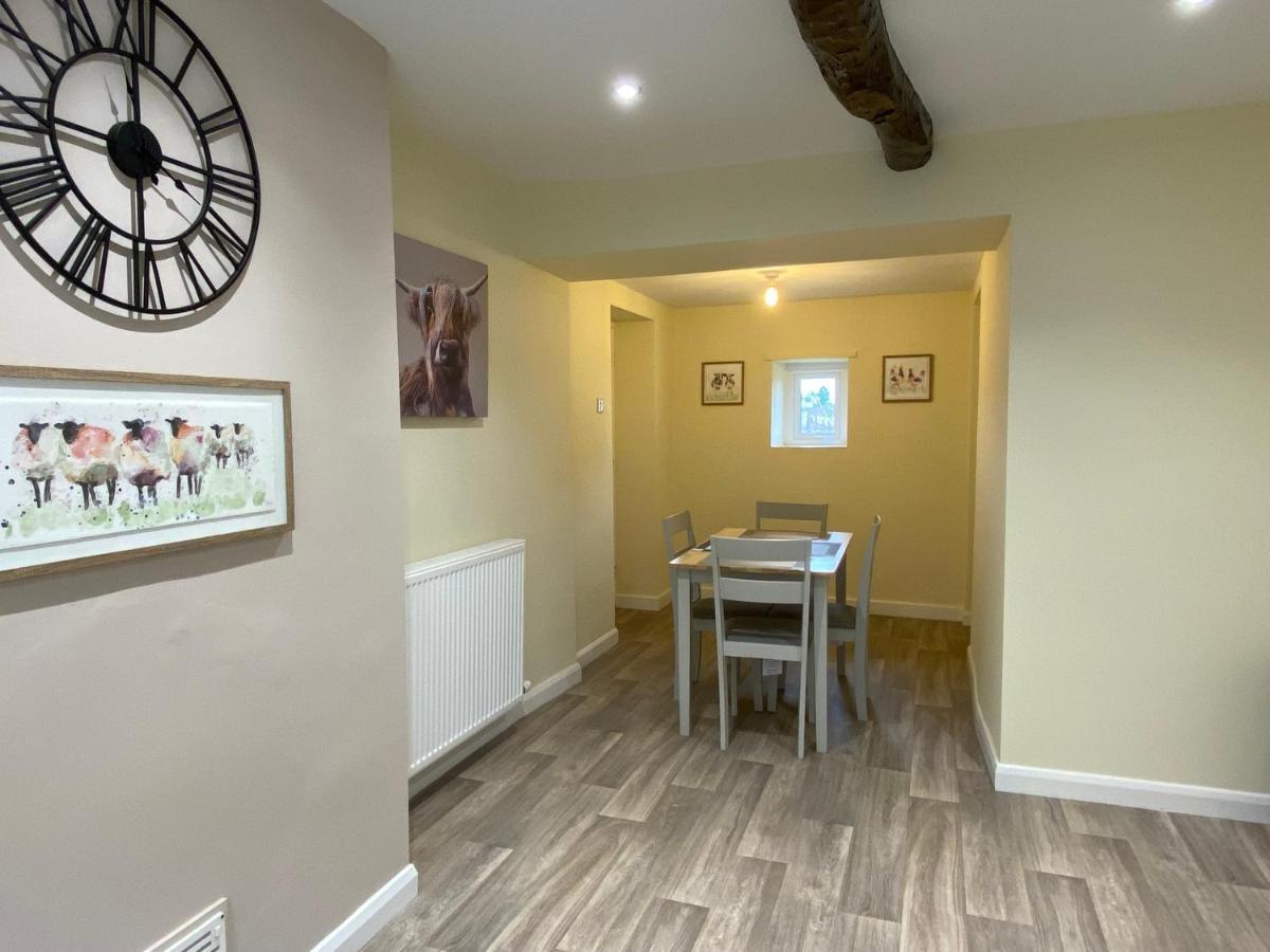 Welton  Rattlebeck Farm Cottage And Hot Tub Pet Friendly מראה חיצוני תמונה