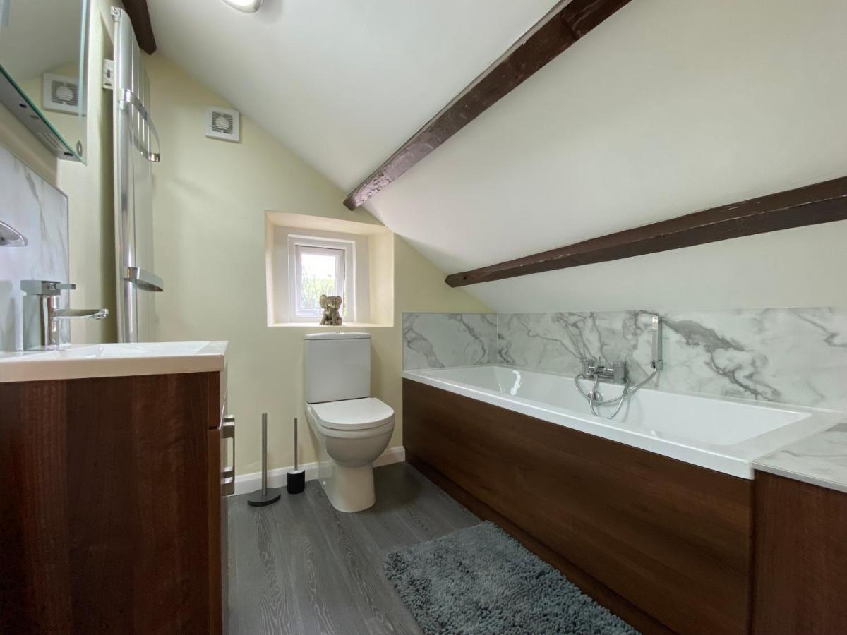 Welton  Rattlebeck Farm Cottage And Hot Tub Pet Friendly מראה חיצוני תמונה